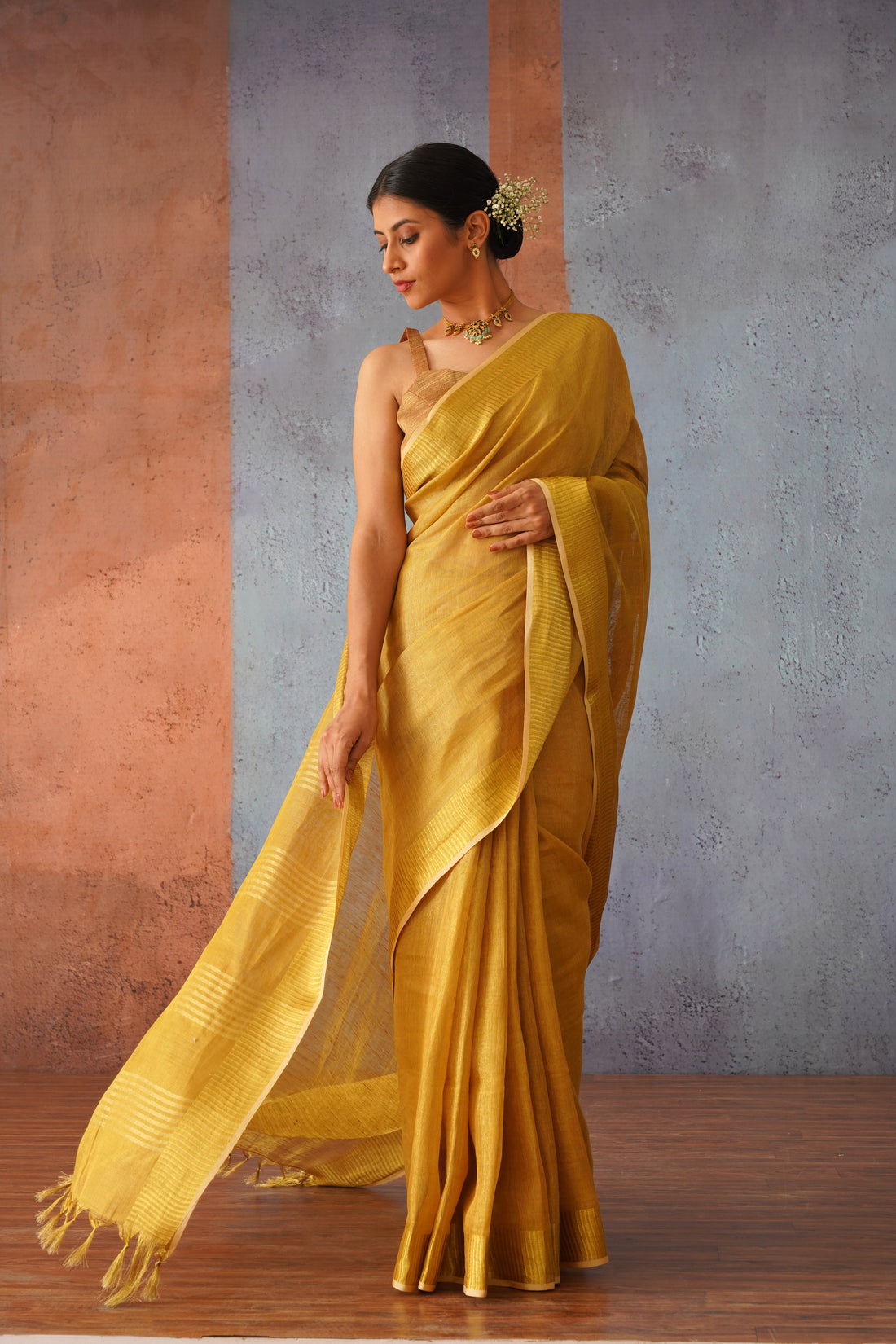 Golden Diva Tissue Linen Sari
