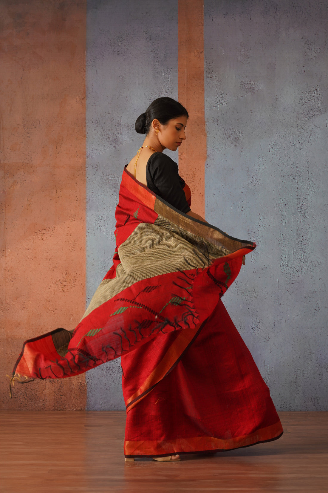 Raw Silk Maroon & Black Handwoven Sari