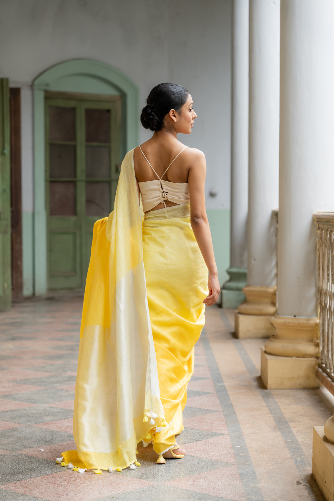 Sun Kissed Beauty Linen Sari