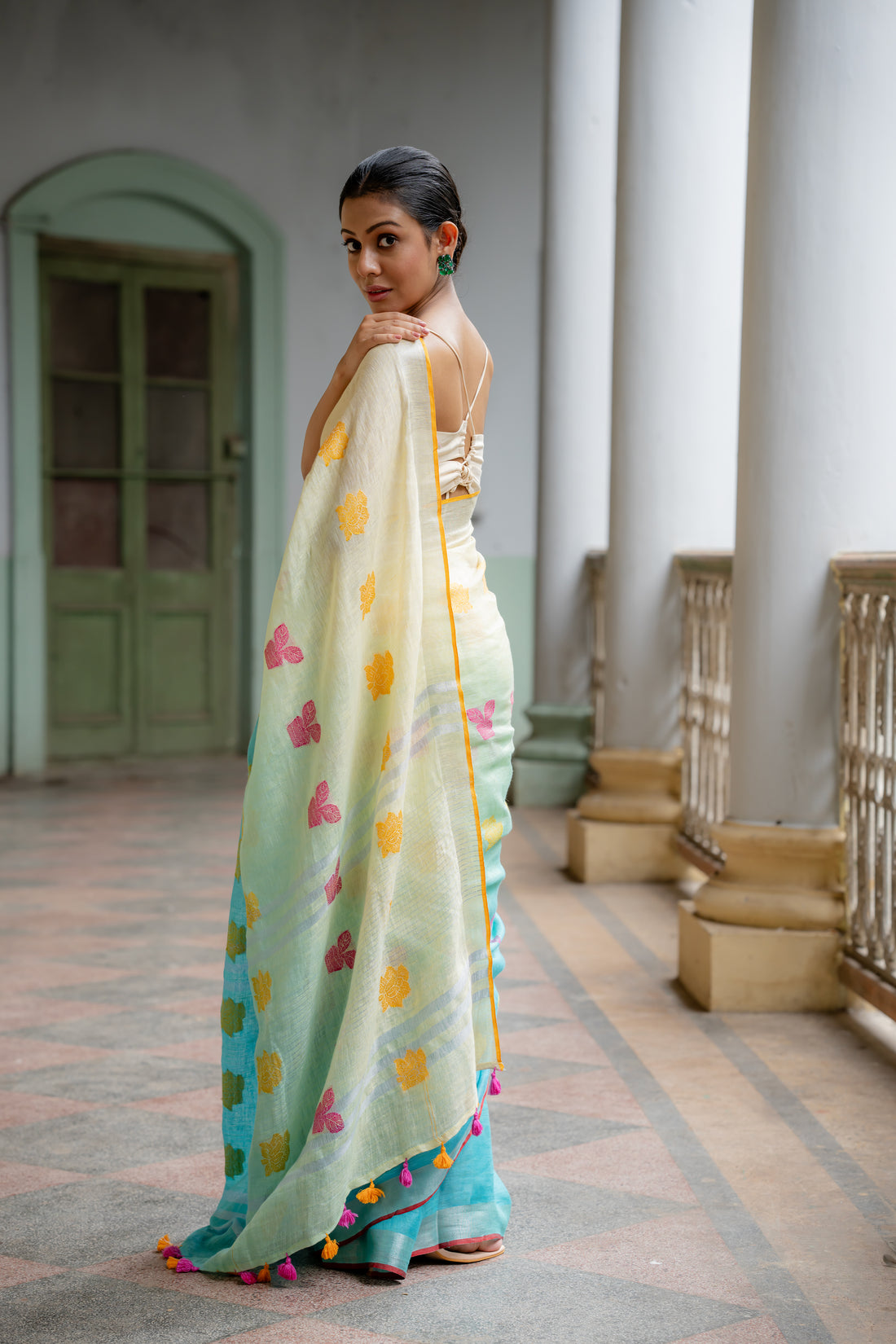 Ocean Breeze Jamdani Linen Sari