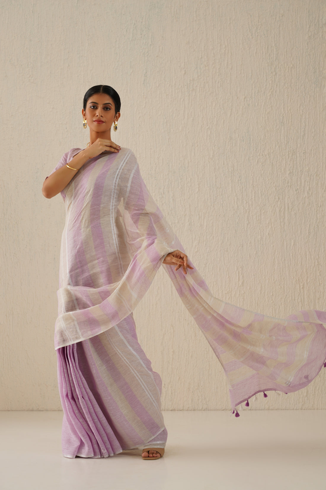 Esha Lavender & Beige Stripes Handloom Linen Sari