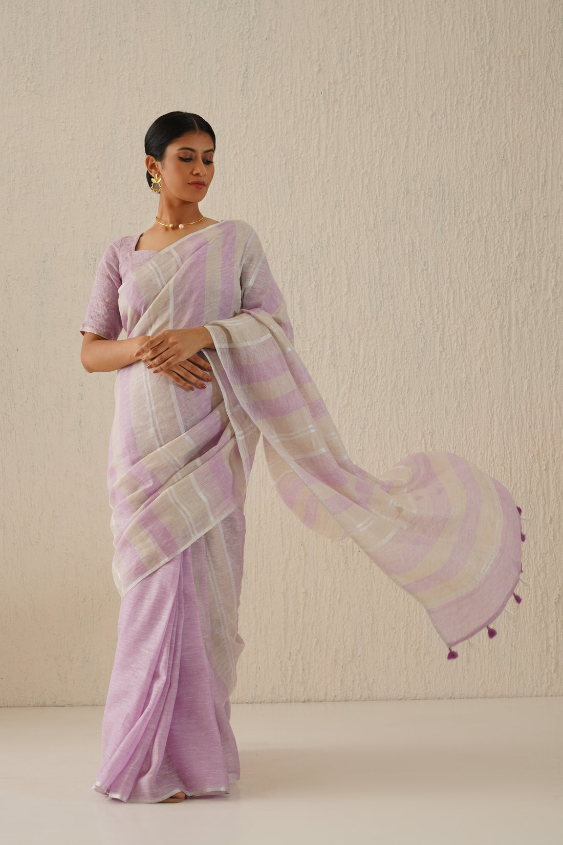 Esha Lavender & Beige Stripes Handloom Linen Sari