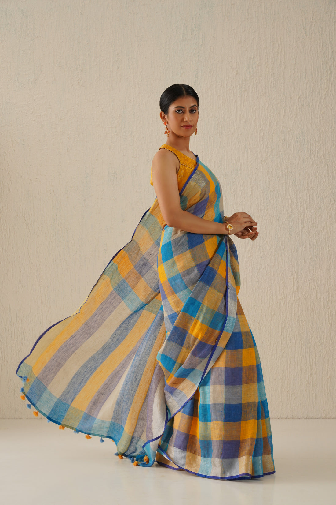 Ziva Handloom Stripe Linen Zari Sari