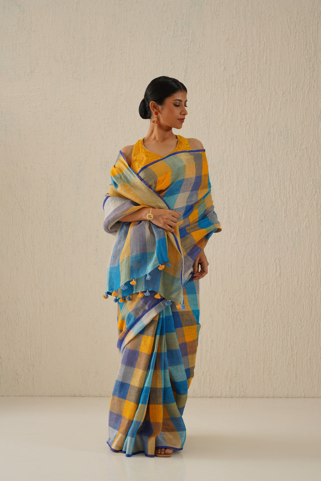 Ziva Handloom Stripe Linen Zari Sari