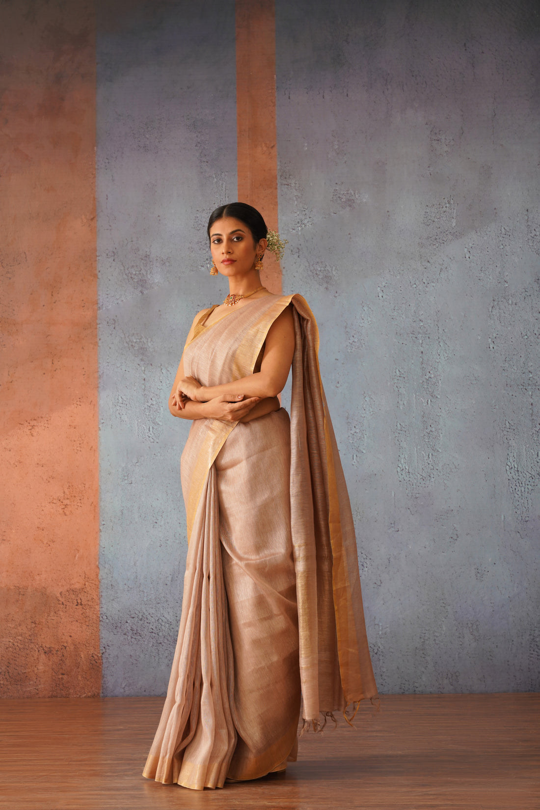 Mauve Linen Silk Handloom Sari with Gold Zari