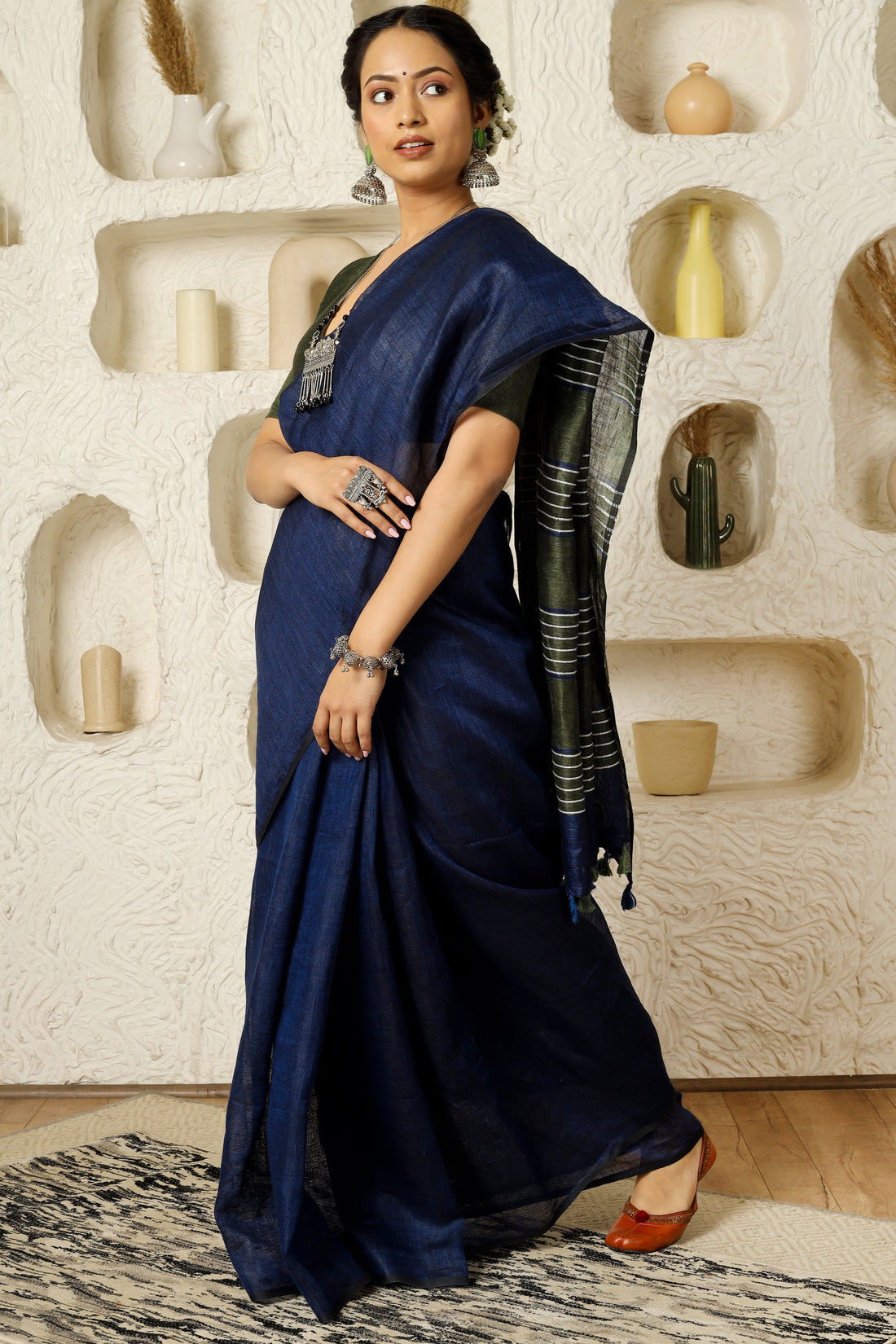 Kanika Linen Sari