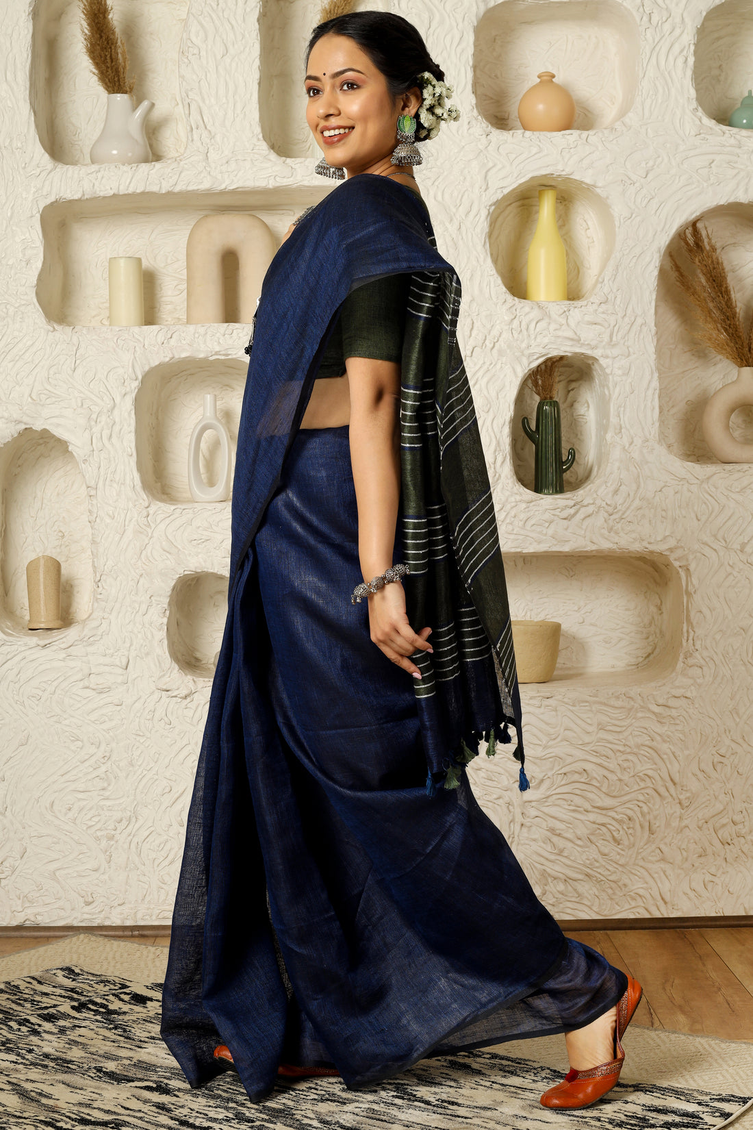 Kanika Linen Sari