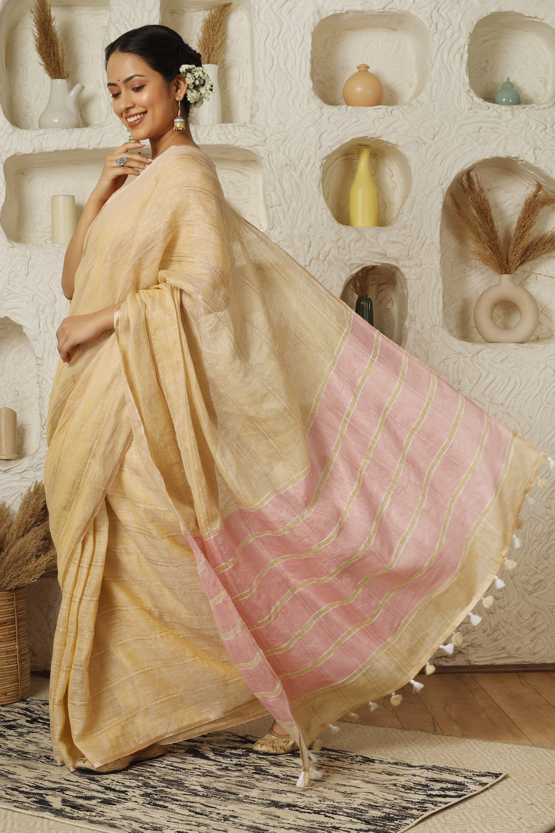 Sunehri Linen Sari