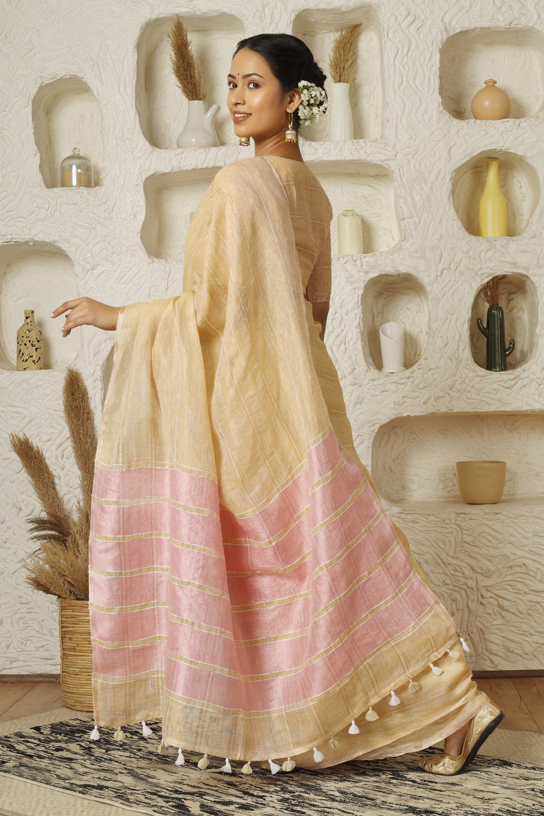 Sunehri Linen Sari