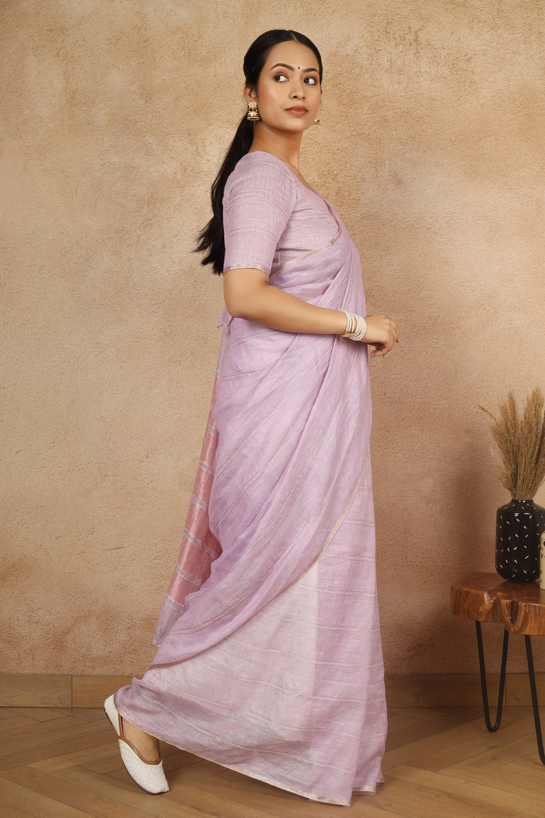 Gul Lavender Linen Zari Sari