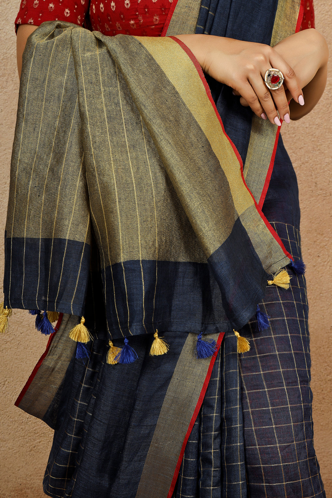 Jhilmil Linen Sari