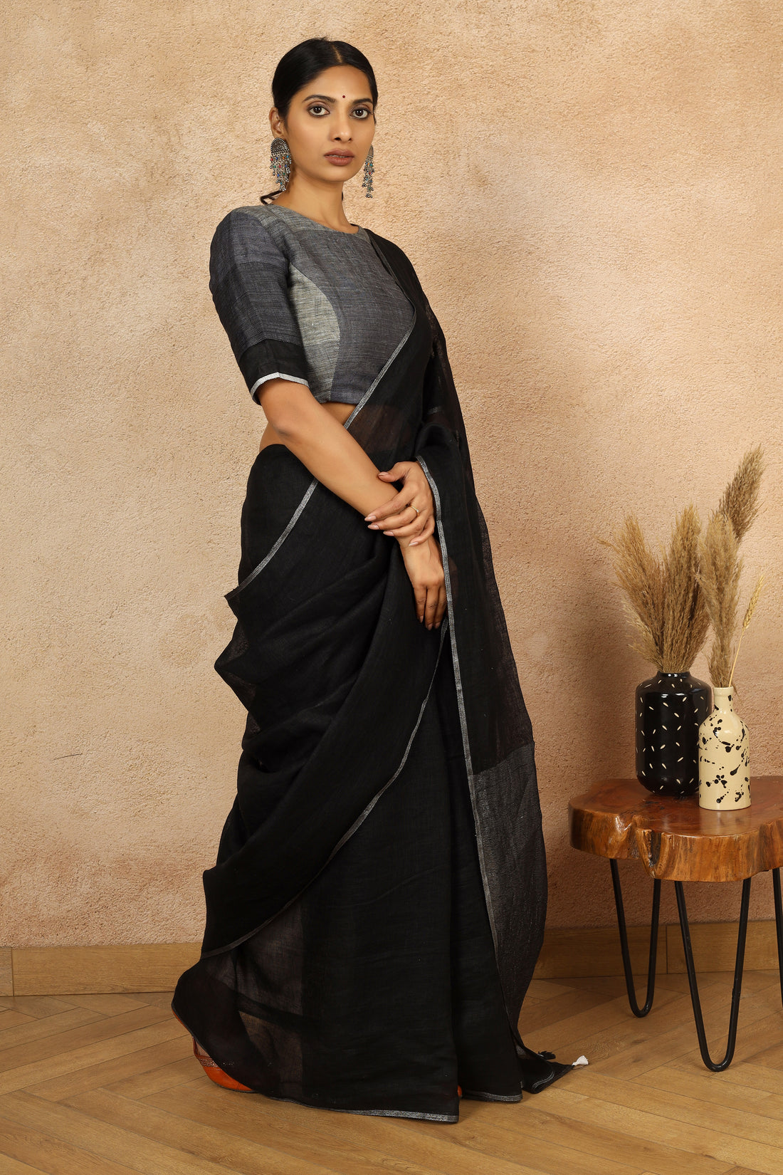 Tanisha Linen Sari