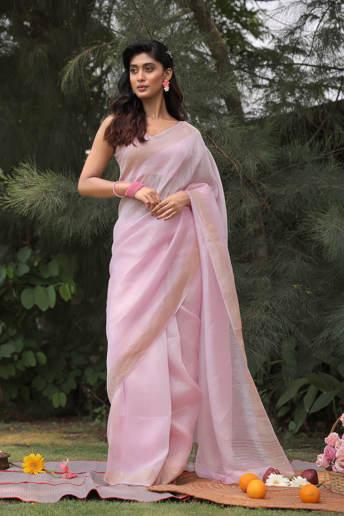 Gulabi Resham Linen Silk Sari