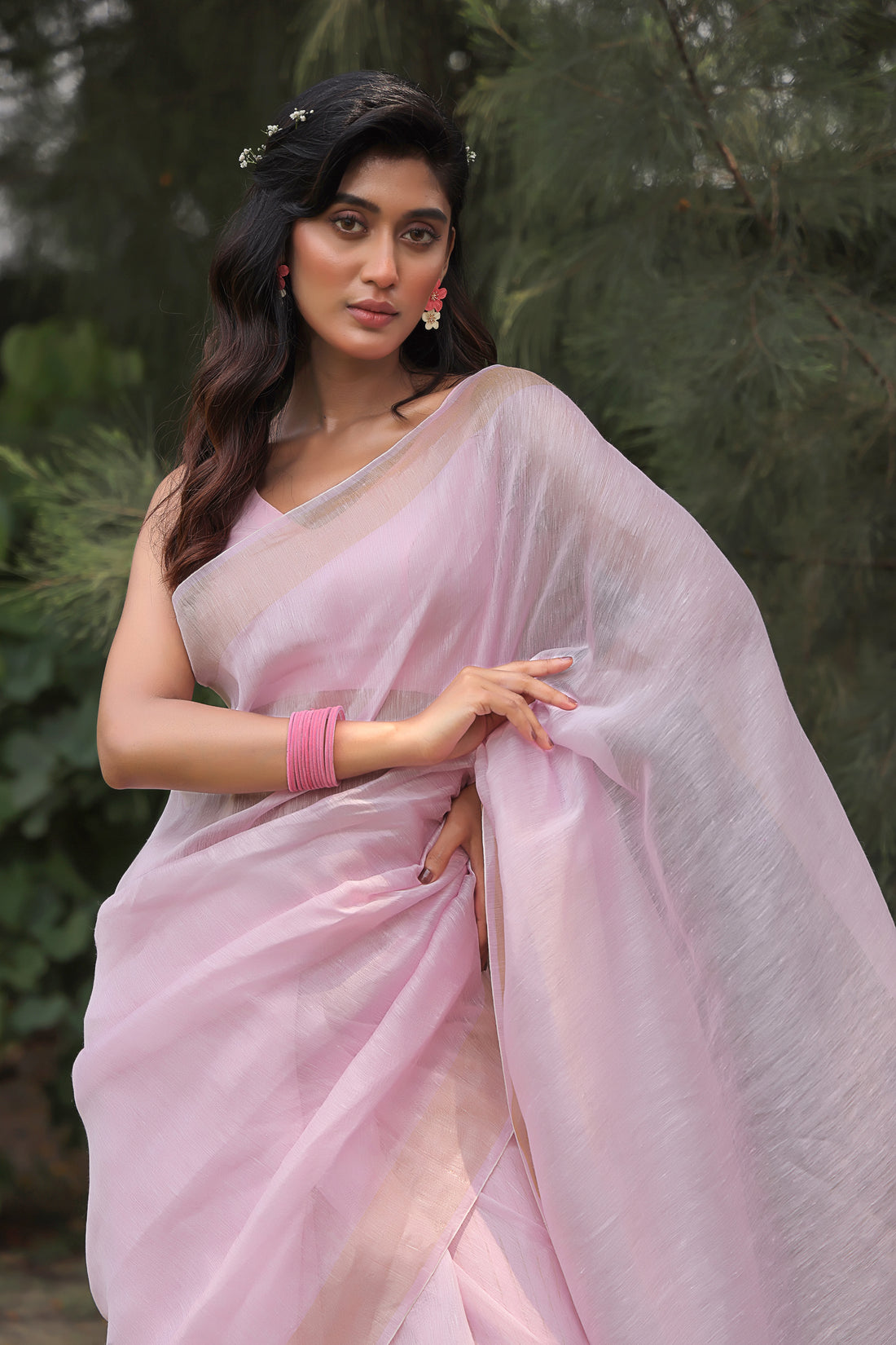 Gulabi Resham Linen Silk Sari