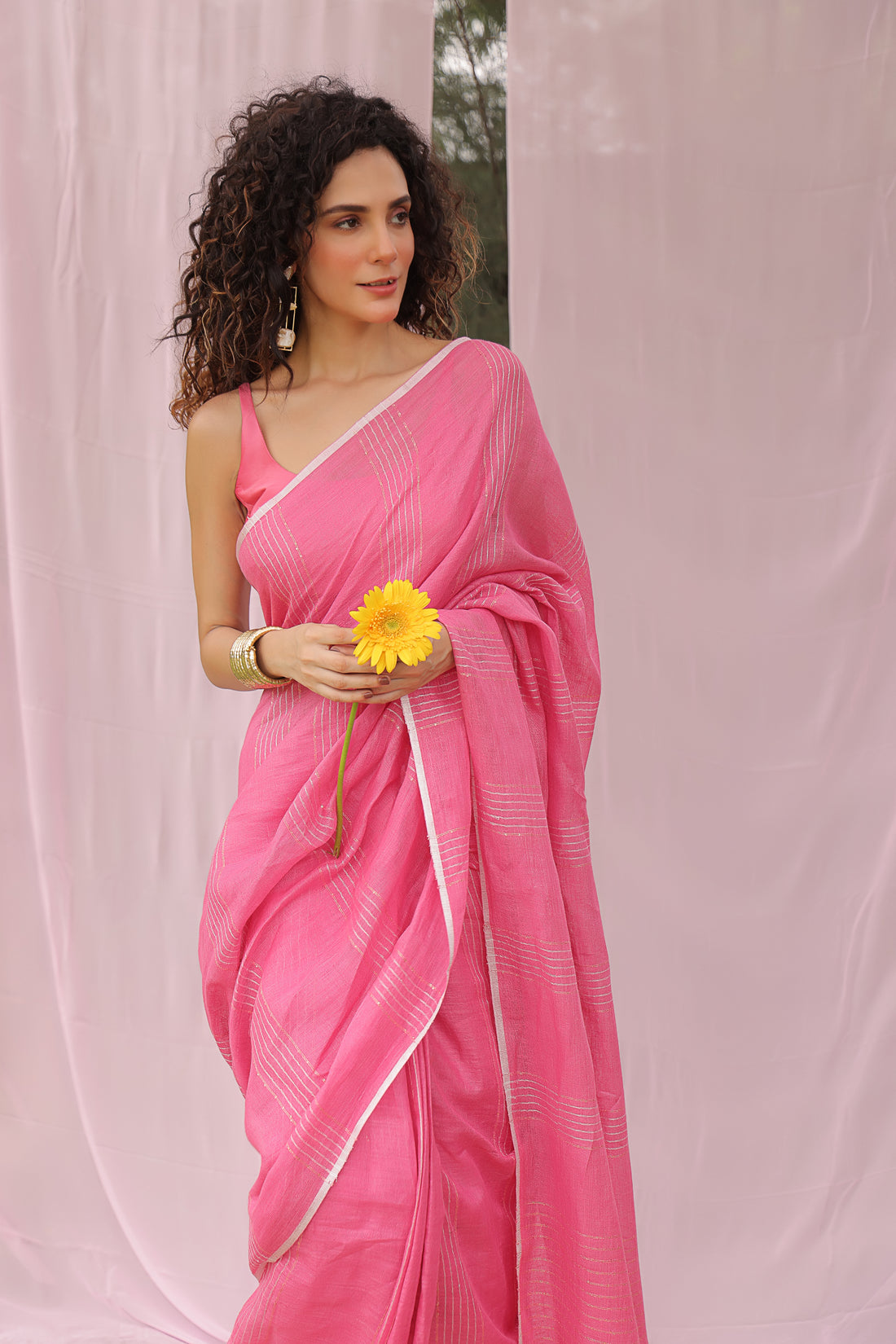 Rosy Linen Saree