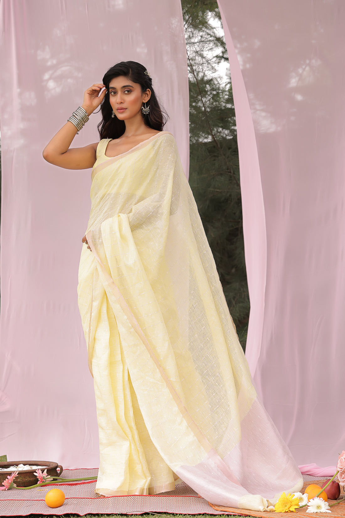 Golden Breeze Linen Saree