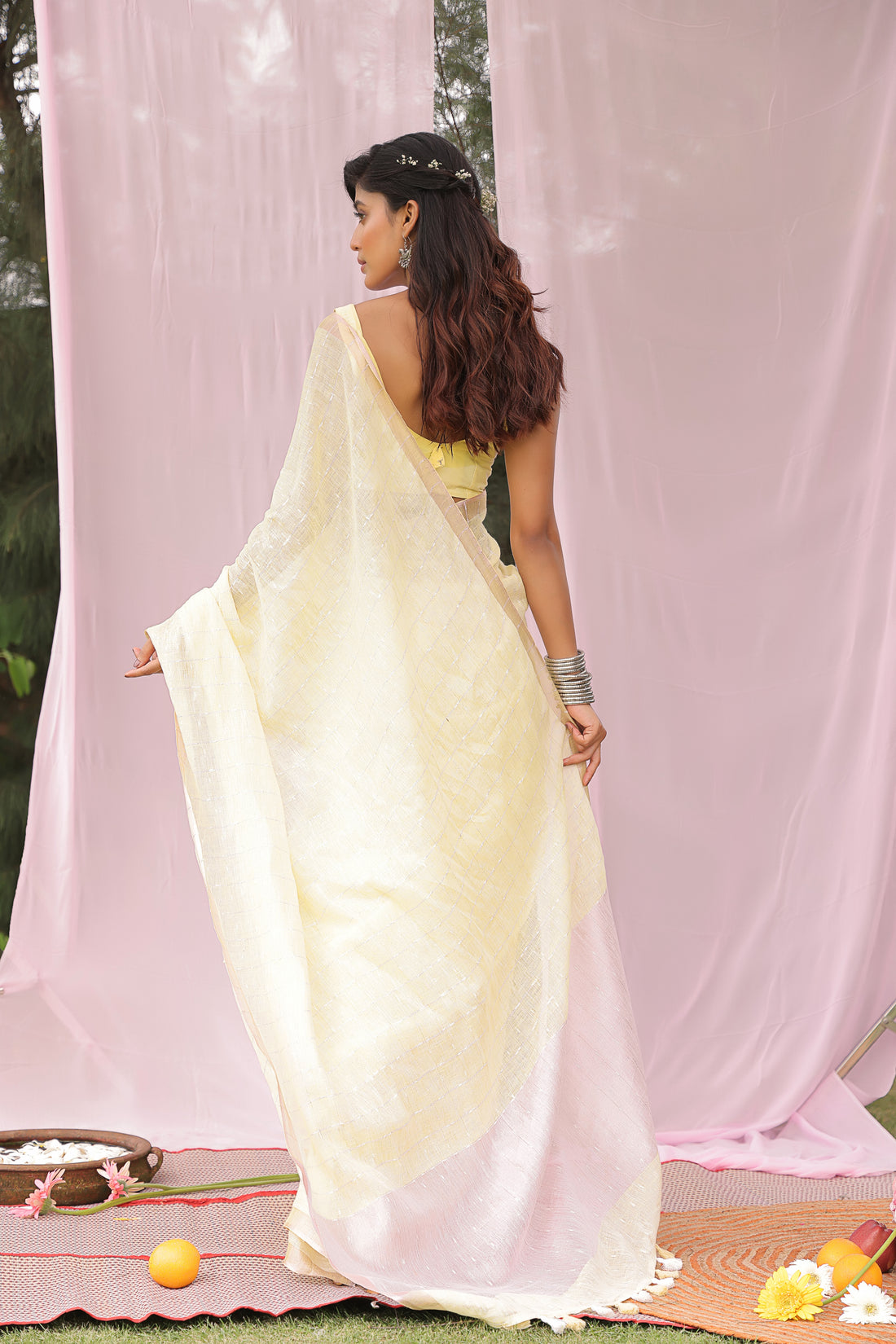 Golden Breeze Linen Saree