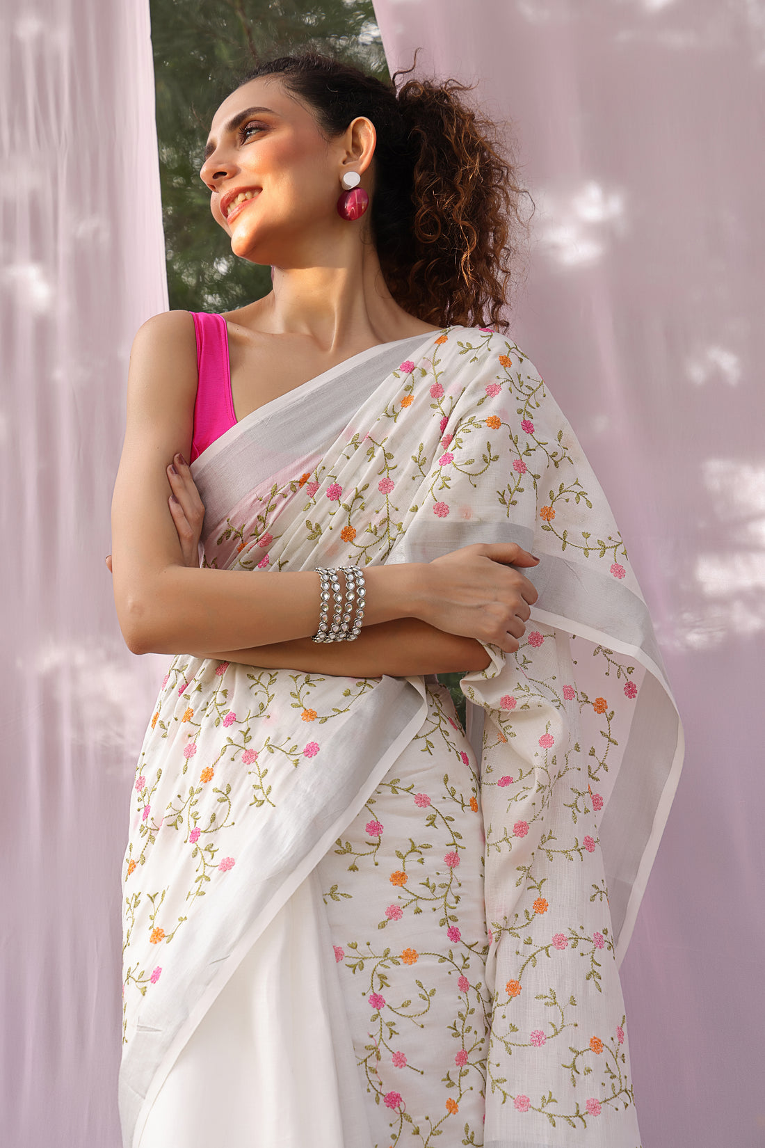 Hansini Embroidered Linen Saree