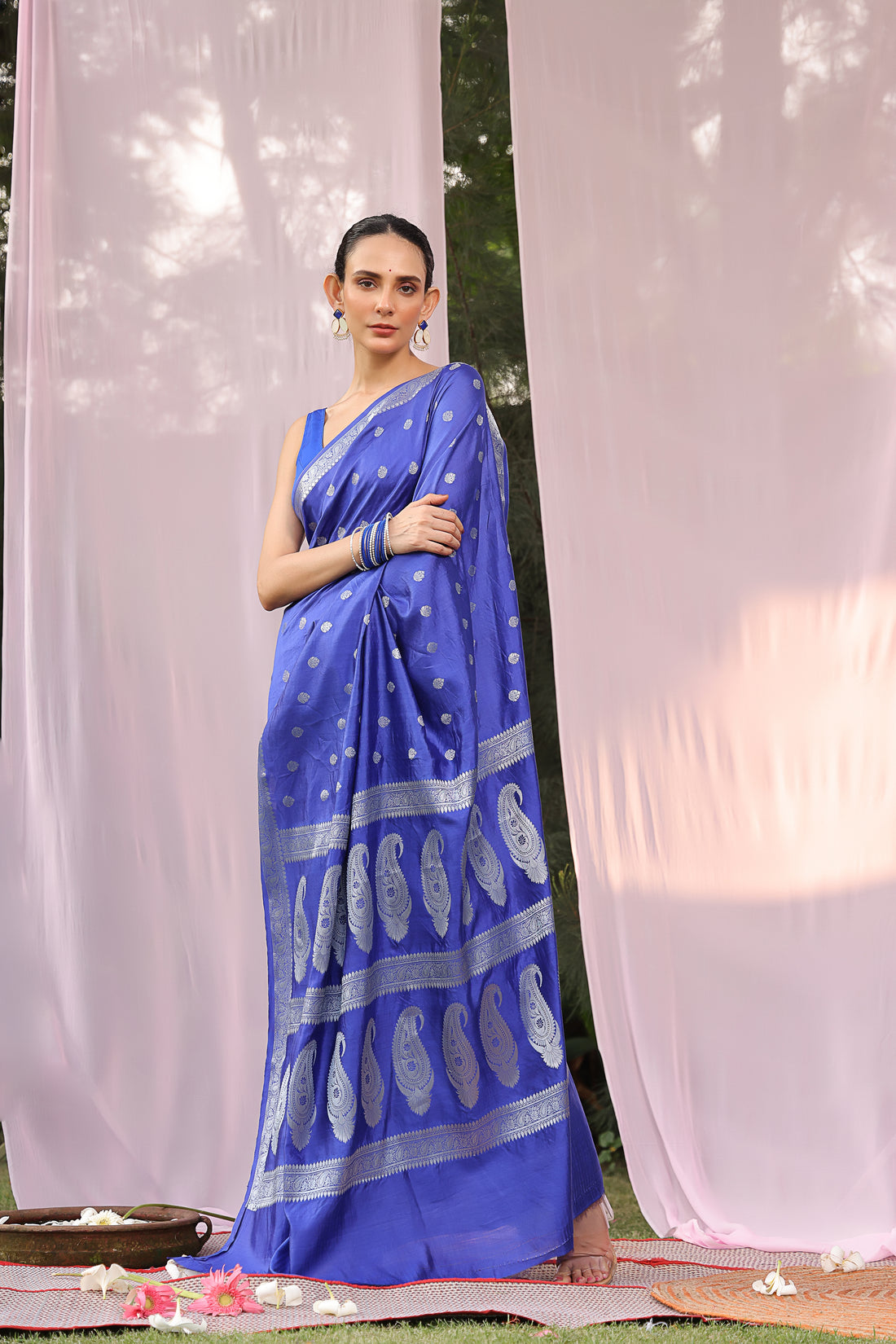 Neelam Regal Weave Banarsi Silk Saree