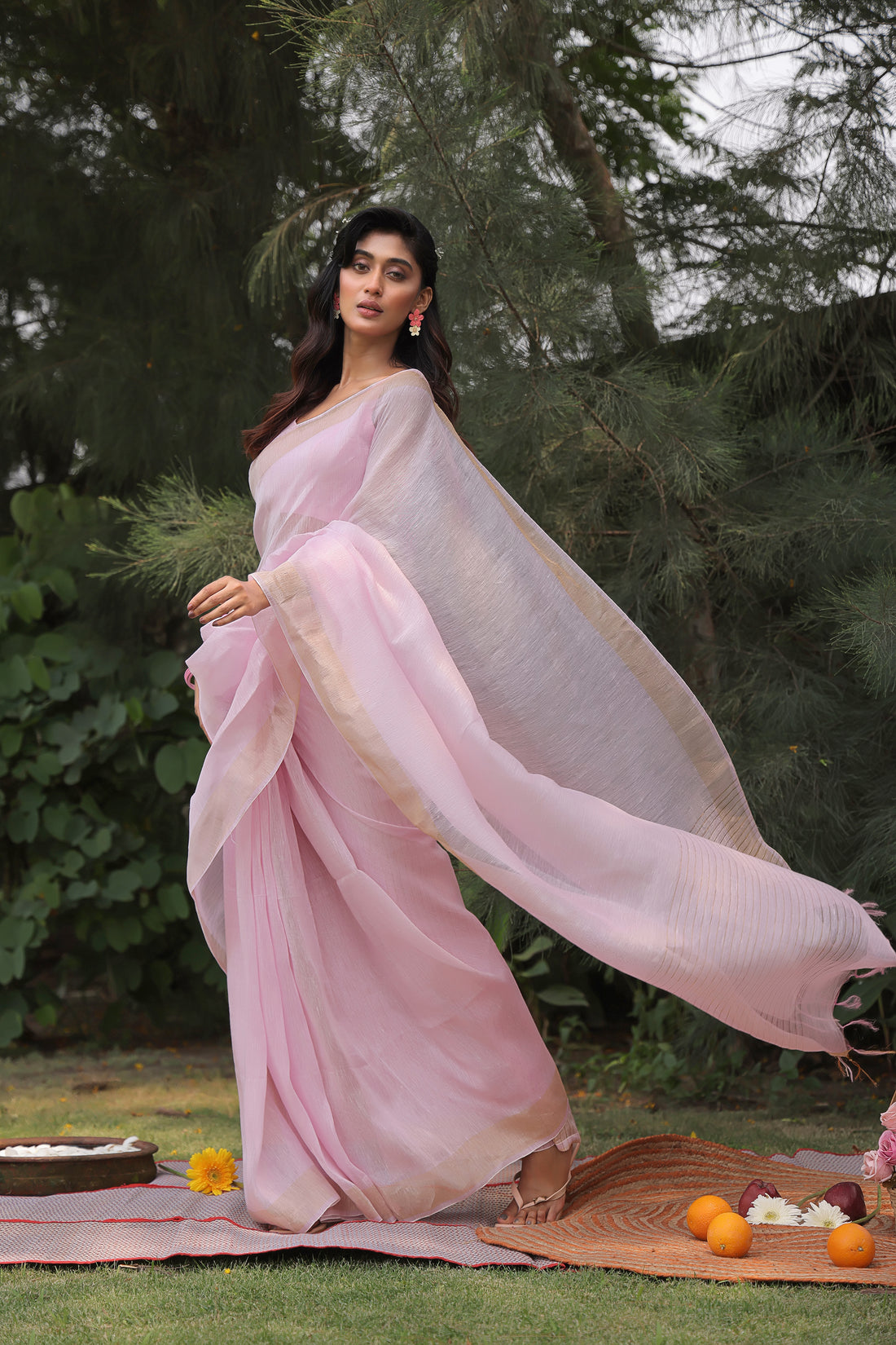 Gulabi Resham Linen Silk Sari