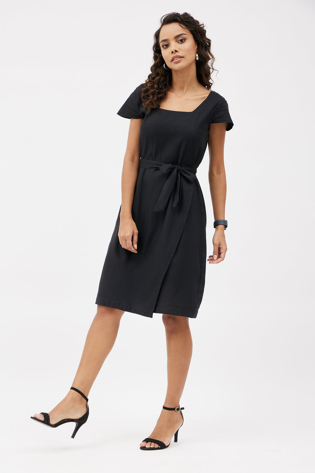 Classic Linen Dress - Black